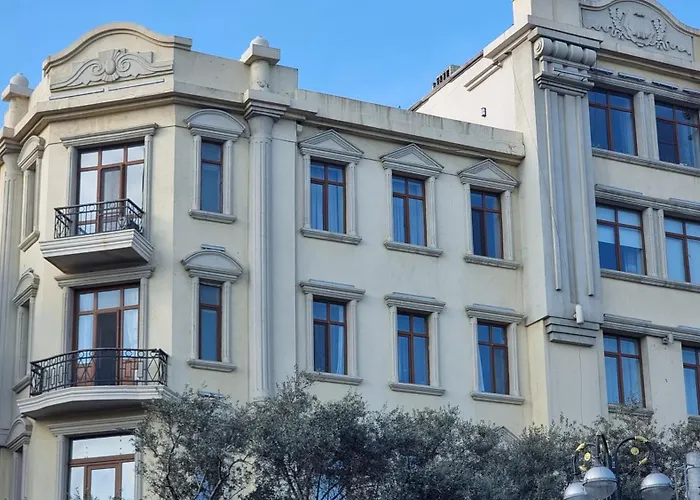 Gloriya Boulevard Apartment By Bakuapart